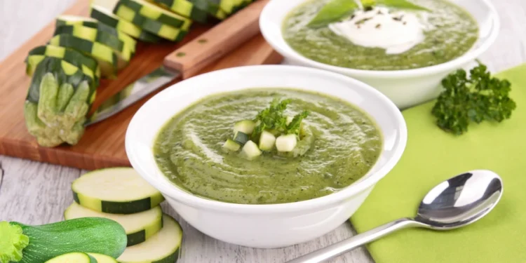 طريقة عمل شوربة الكوسا