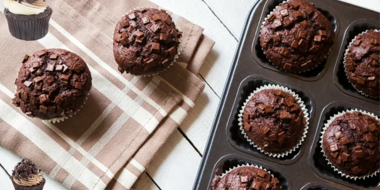 طريقه عمل كب كيك شيكولاته