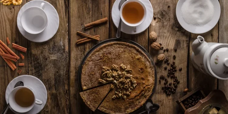 طريقة عمل كيكة الجوز والقرفة